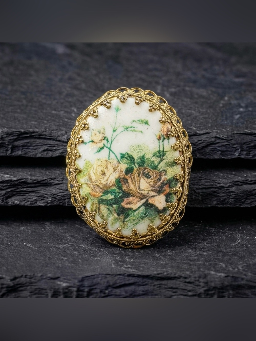 Vintage 50s Germany Neutral Flower Sugar Resin Filigree Gold Tone Brooch